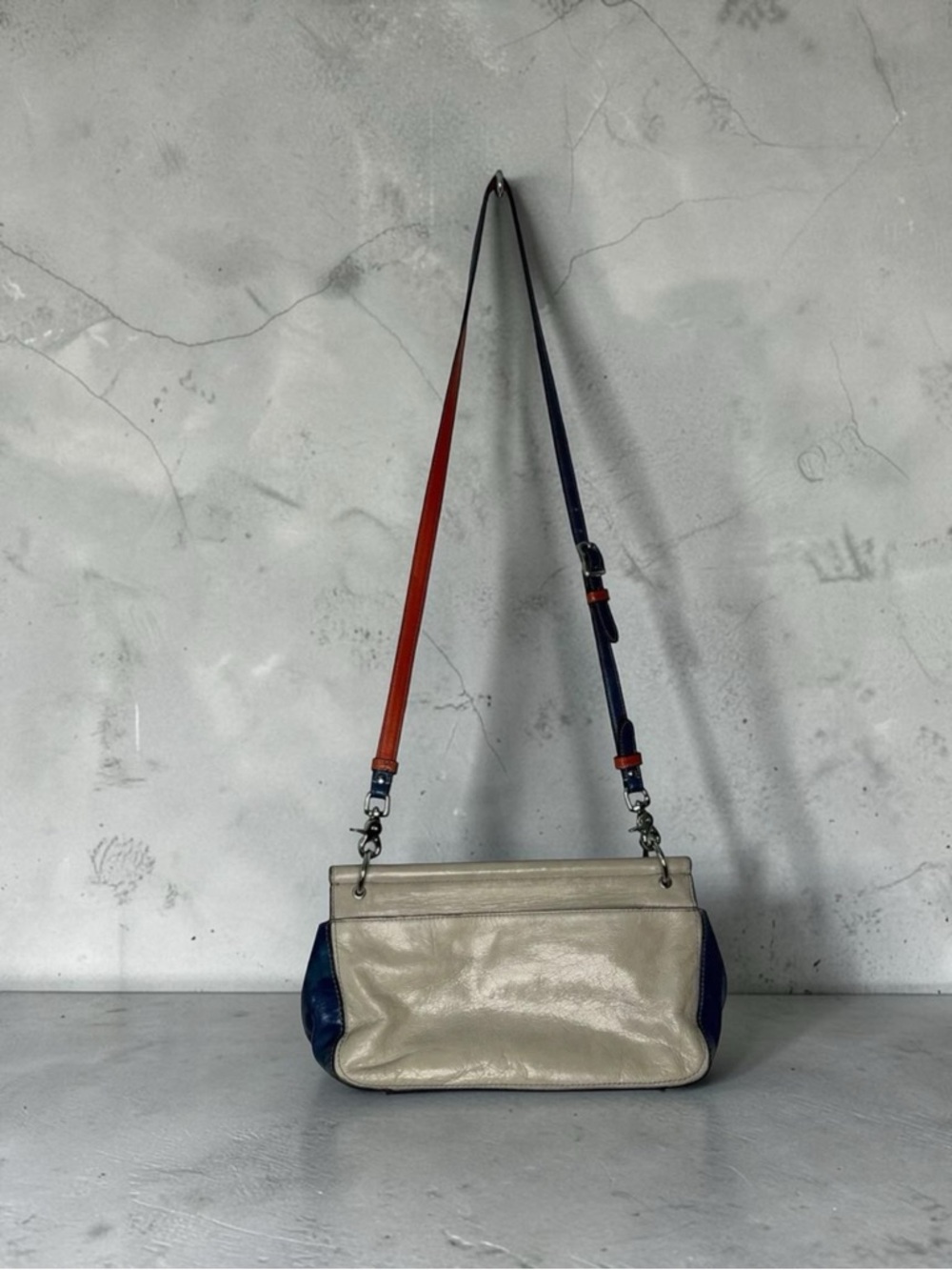Coach Vintage Y2K City Willis 2
Way Colorblock Leather Turn
Lock Crossbody Bag - Picture 6 of 13